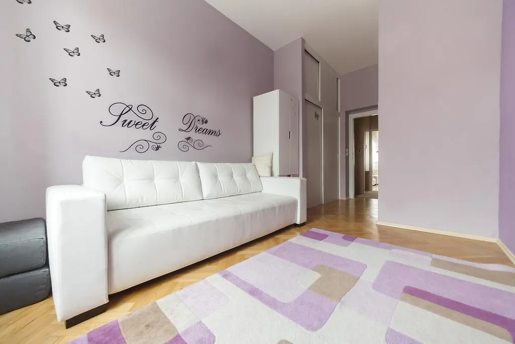 Apartment Zahrebska Prague 0*,  Czech Republic